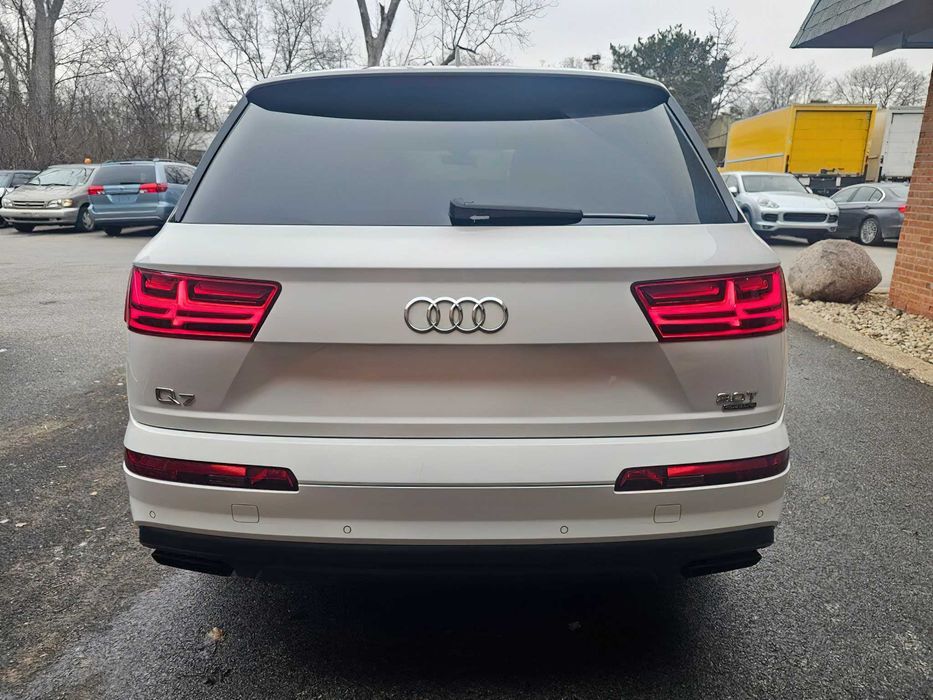Audi Q7 Prestige      2018