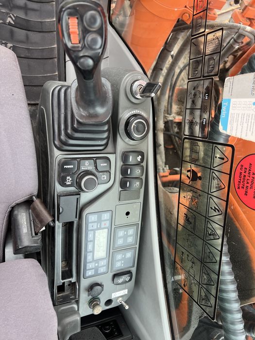 Koparka Gąsienicowa DOOSAN DX225LC – 2016 ROK  5200 mth