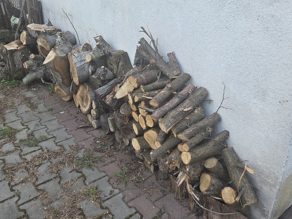 Sprzedam drzewo do kominka buk oraz orzech wraz brykietem Ruff