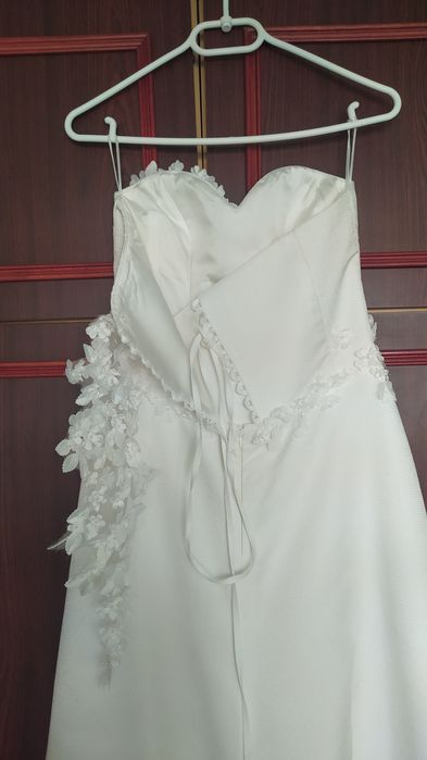 Suknia ślubna klasyczna