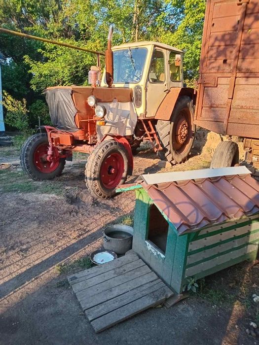Продам ЮМЗ 6 з прицепом 2ПТС4