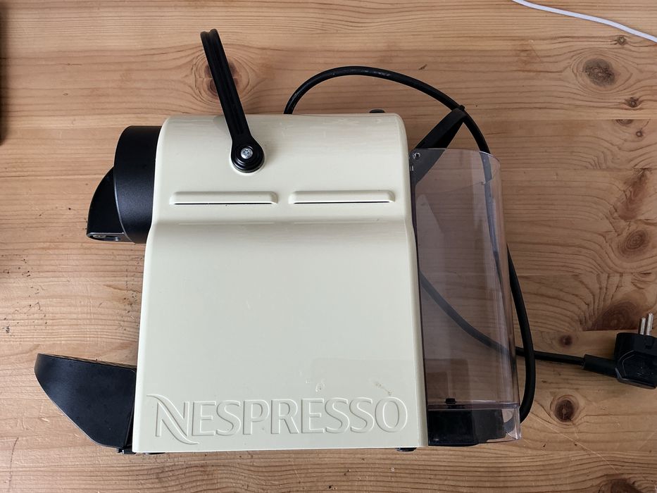 Vendo máquina de café Nespresso