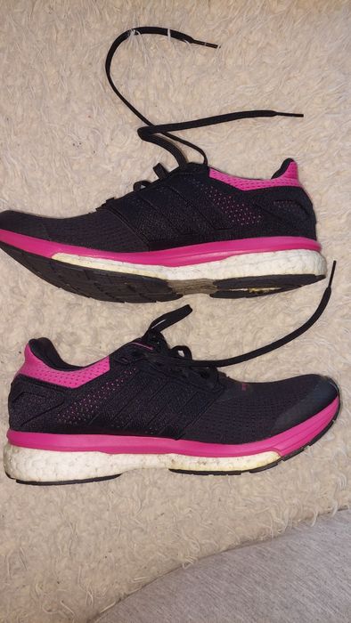 Sprzedam damskie buty do biegania Adidas, r. 41 1/3