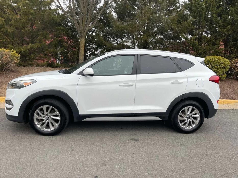 Hyundai Tucson      2017