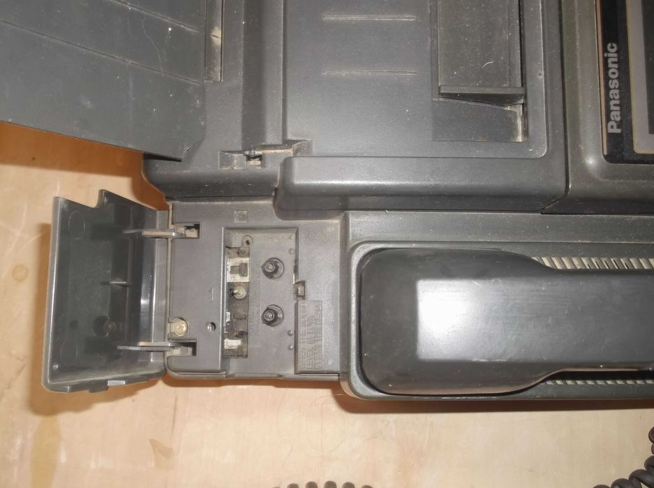 Panasonic Панасоник - телефон факс KX-F150