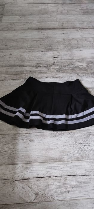 Spódniczka krótka rozmiar M