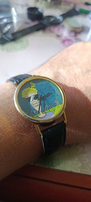 Męski zegarek z lat 90