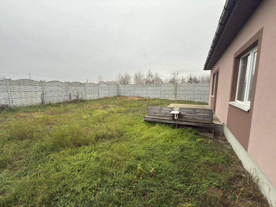 Продається новий одноповерховий будинок в Немішаєве, 140 м2 на 8 соток