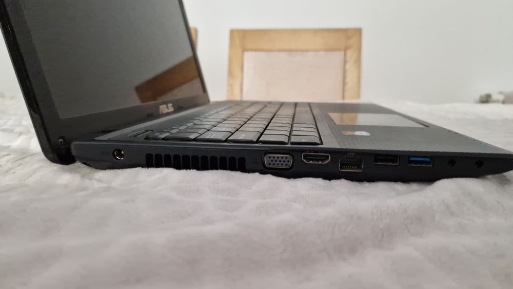 Computador Portátil Asus [X55U]