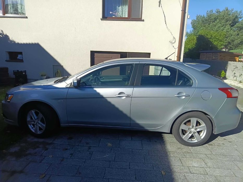 Mitsubishi Lancer