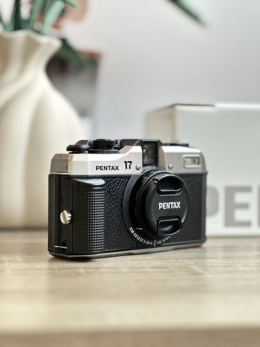 Плівкова камера Pentax 17 35 мм плівка