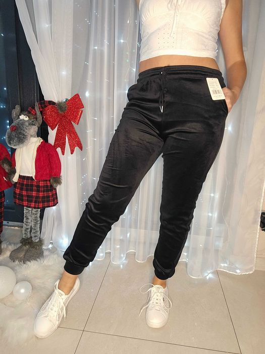 Spodnie welurowe damskie czarne rozmiar S/M