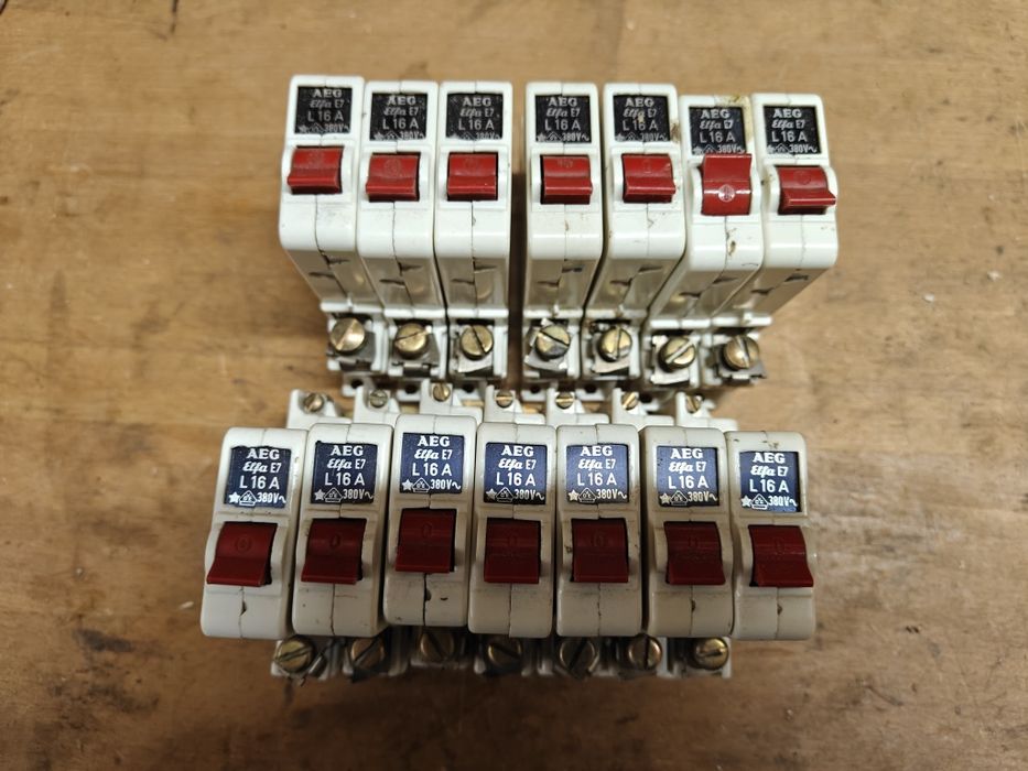 Bezpieczniki AEG Elfa E7 L 16 A