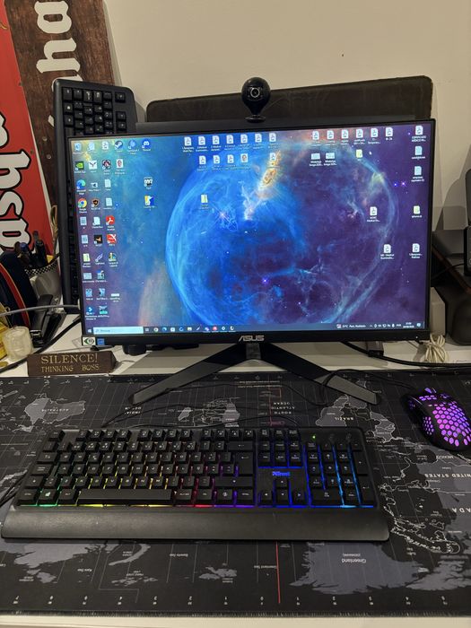 Torre+ ecra + teclado e rato