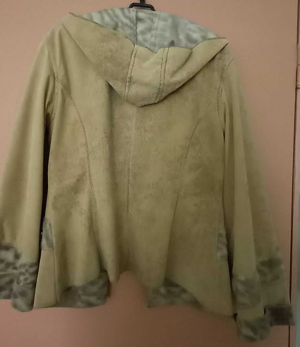 Куртка ветровка демисесзонная весна-осень женская р 48  б  у