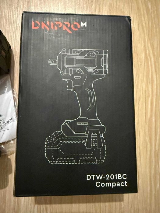 акумуляторний дриль-шуруповерт, гайковерт Dnipro-M CD-200 BC Ultra.