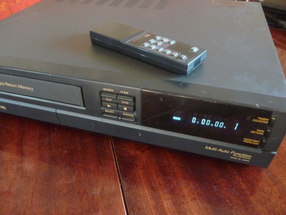 Видеомагнитофон NEC N-9083D, Кассеты SONY 90 Новые ,Тюнер Radiotehnika