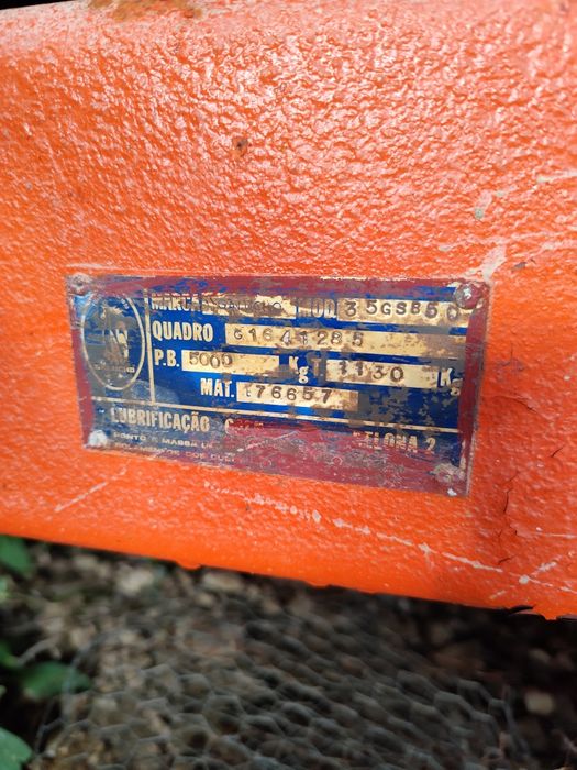 Reboque Galucho como novo ,cavadeira de 1.70, motor Fiat 126