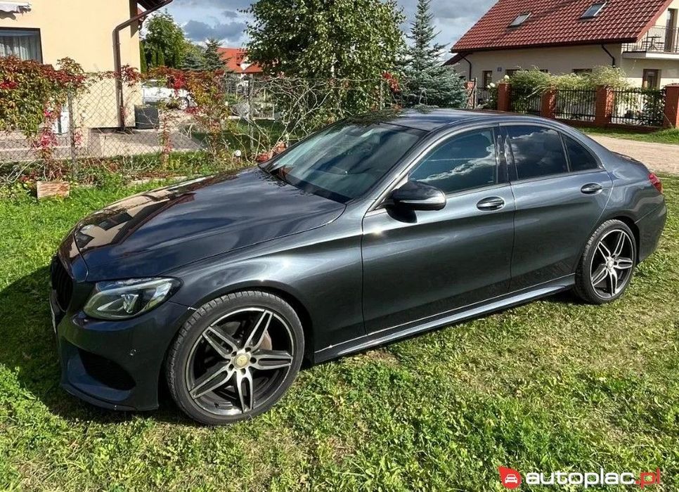Mercedes-Benz Klasa C Mercedes C220d AMG