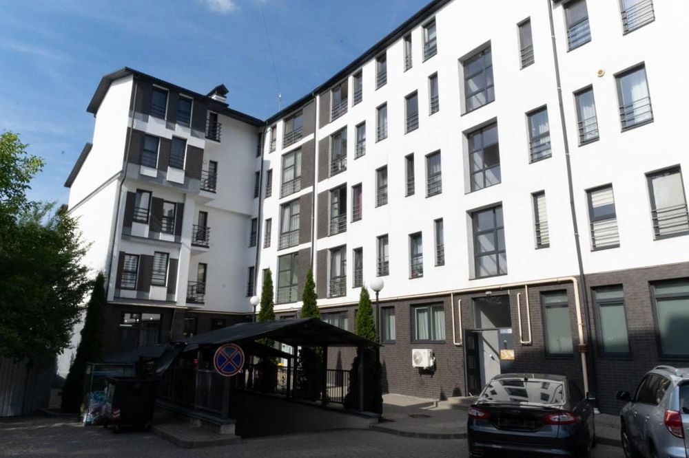 Продаж квартири 80.5м² в новобудові з ремонтом, Львів