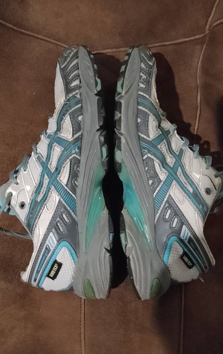 Кроссовки ASICS  Gel-Moriko Gore-Tex