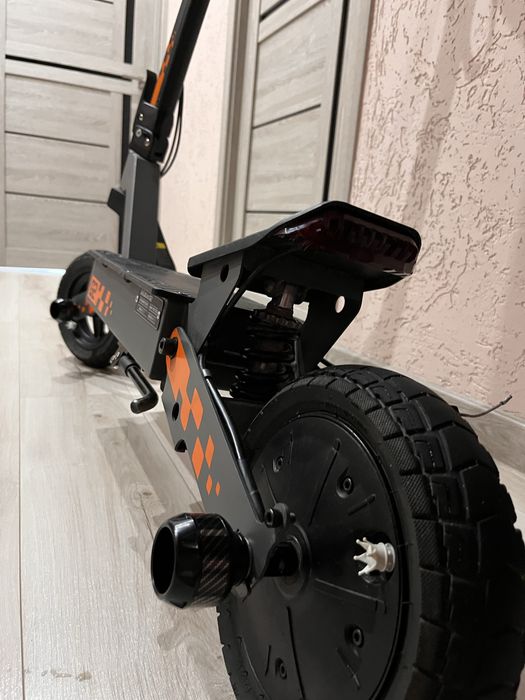 Електросамокат kugoo g2