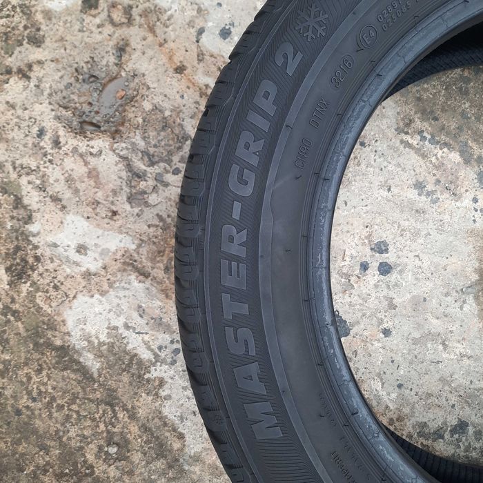 Зимняя резина, шины 185 60 R15 Semperit (Семперит) 4шт.