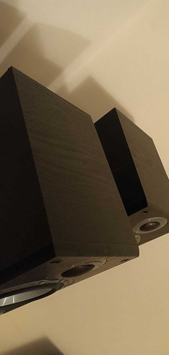 Colunas MOnitor Audio Bronze 5