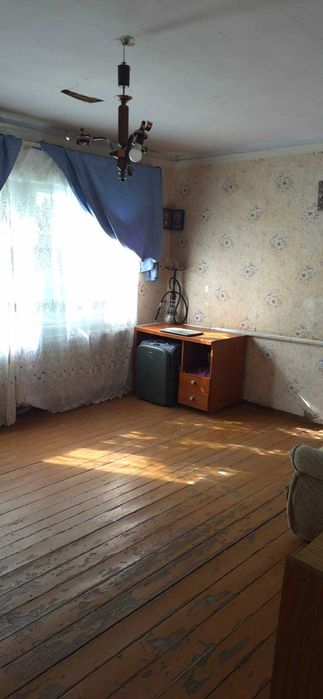 Продам пів будинку на Філіповці.