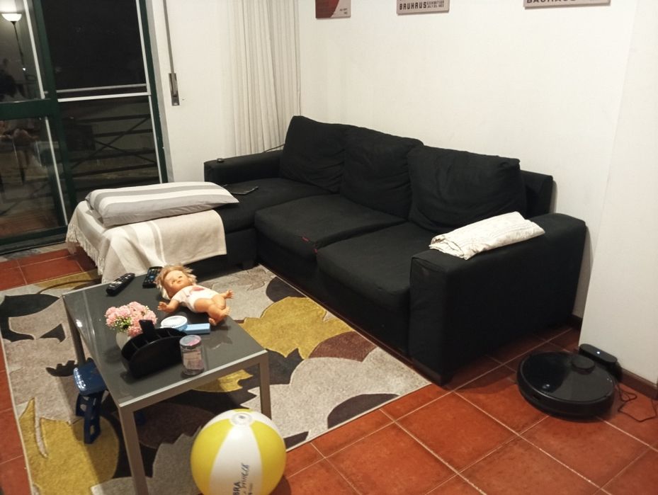 Sofá com chaise long