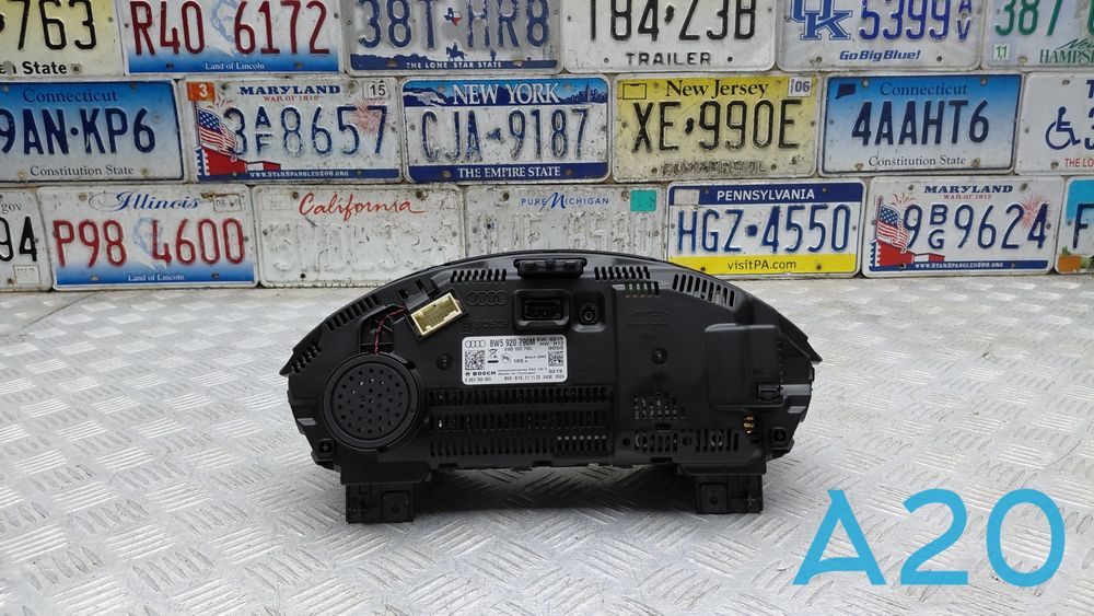 Панель приладів на AUDI A6 (4K2, 4K5, C8), A4 (B9)