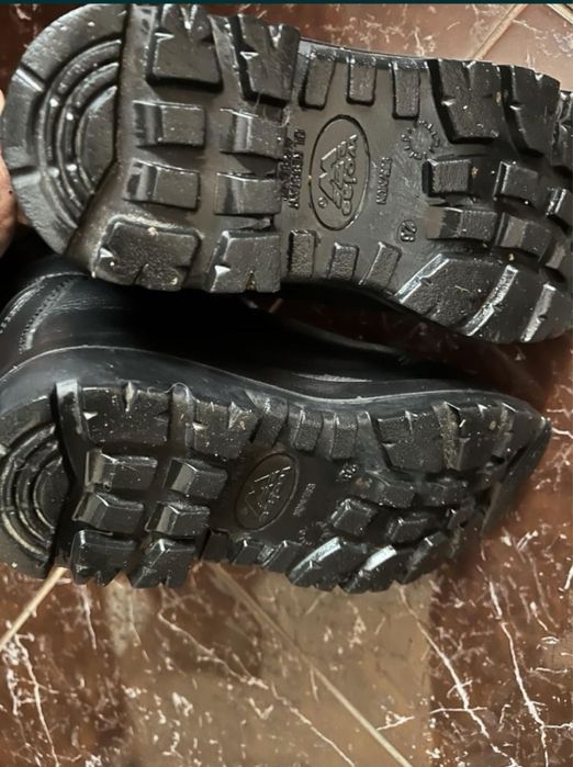 Військове взуття