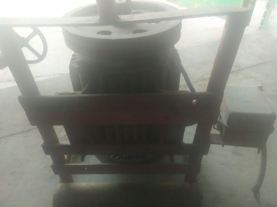 Silnik 10kW sprawny