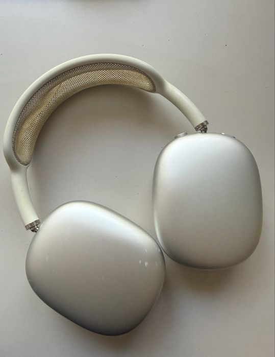 AirPods max używane