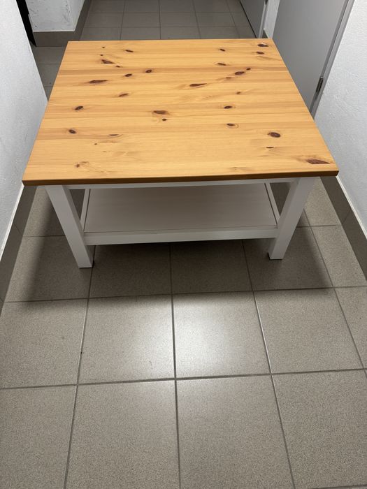 Stolik kawowy HEMNES