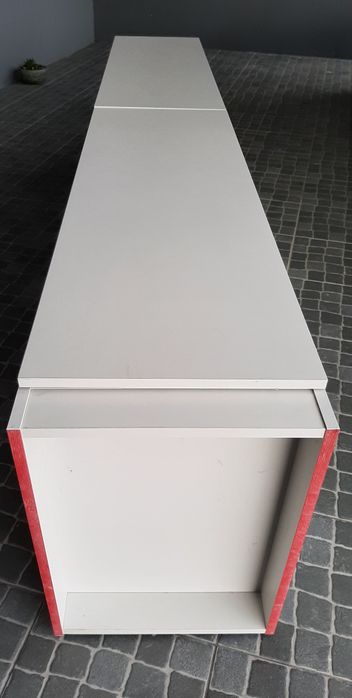 Móvel em melamina cinza claro