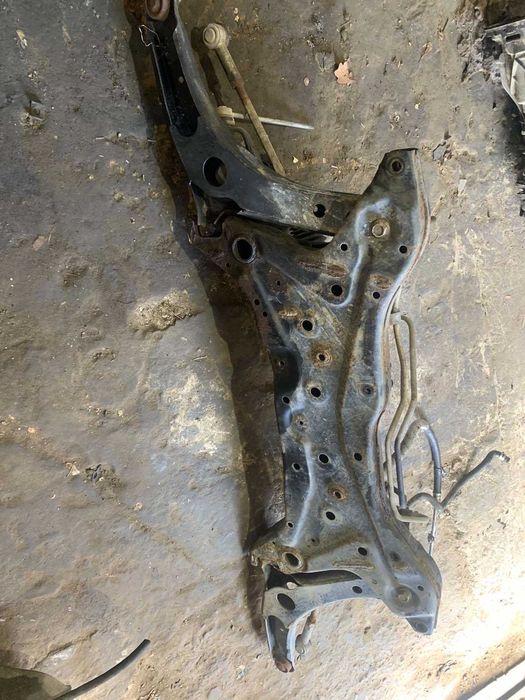 Подрамник Балка Підрамник передній Mitsubishi Lancer X Лансер 10