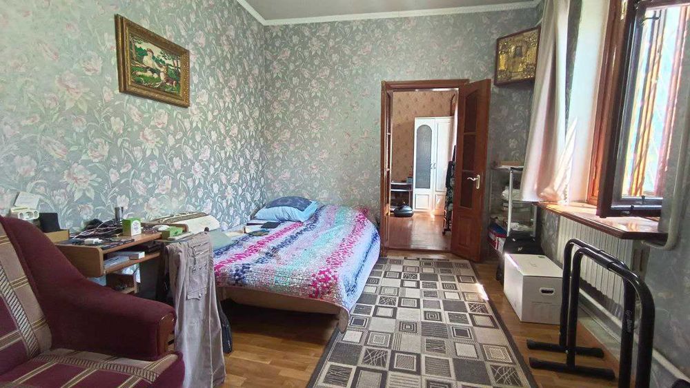 Продам дві квартири в центрі Одеси - пл. Соборна!