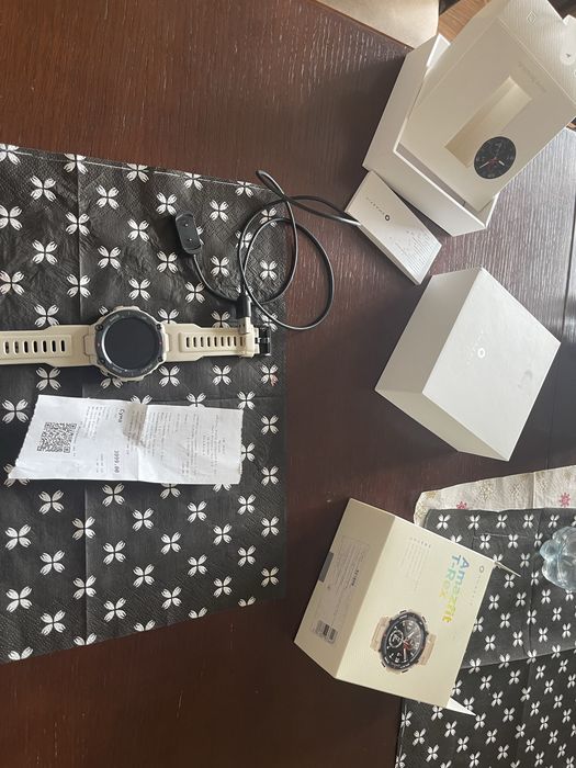 Часы Amazfit t-rex