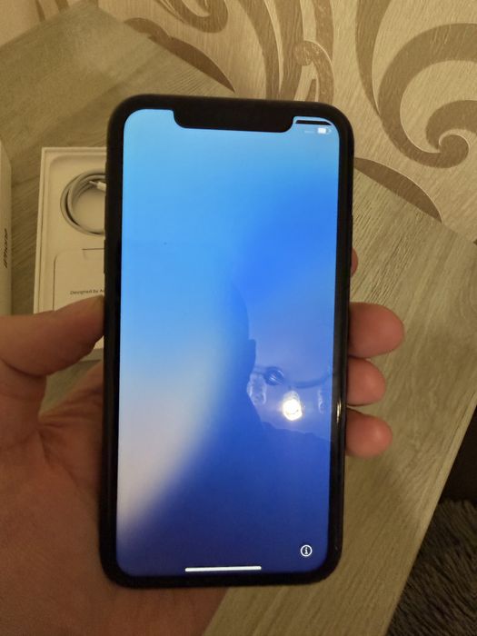 Iphone 11 , 64 з коробкою