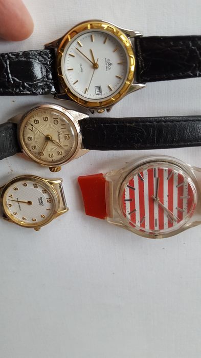 Zegarki na rękę, nakręcane 4 szt.