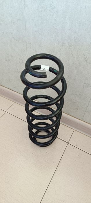 Пружина задня Octavia A7 1.8 tsi 5Q0511115E