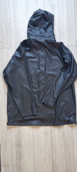 Helly Hansen XL.