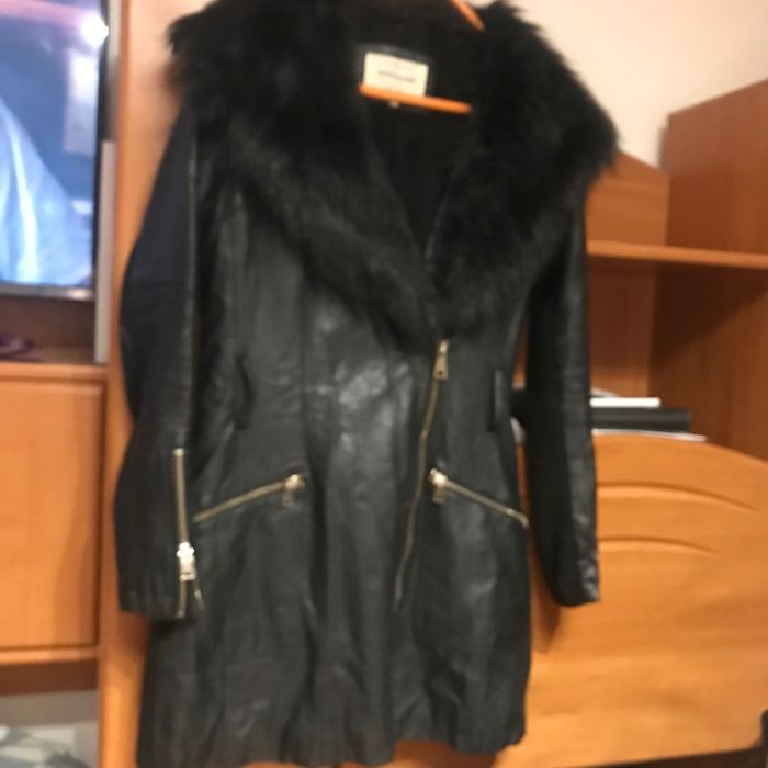 Sprzedaję tanio z powodu przeprowadzki. Swetry, kardigany, kurtki.