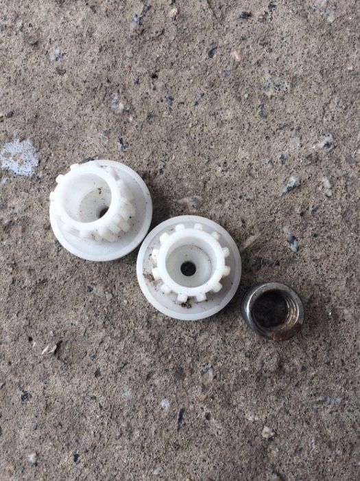 Запчастини на електром’ясорубку