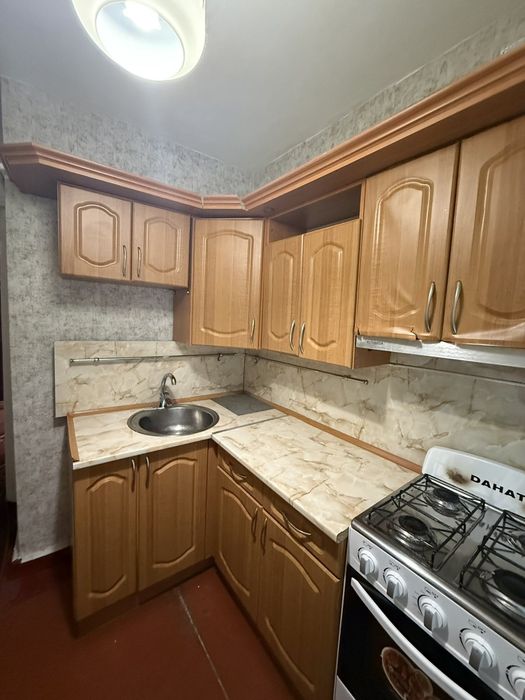 Продам 1-кімнатну квартиру на Молодіжному.