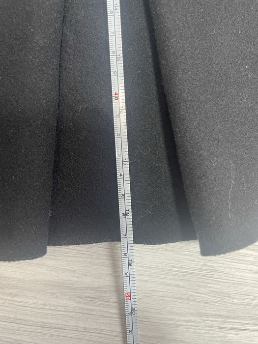 Вовняна спідниця Prada оригінал