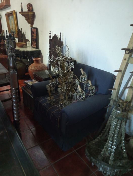 Recheio de loja de antiguidades