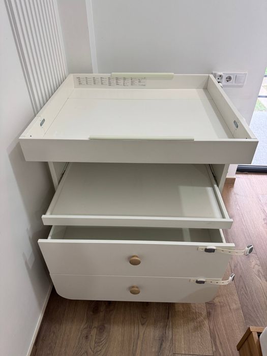Пеленальний столик IKEA MYLLRA без пошкоджень