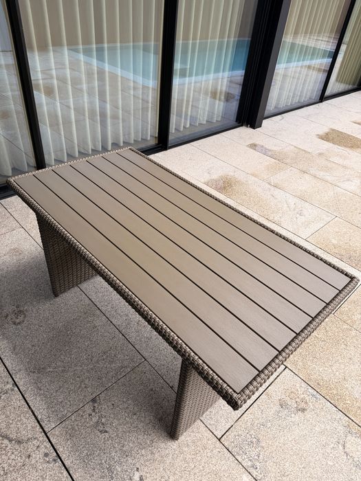 Mesa de jantar de jardim / exterior